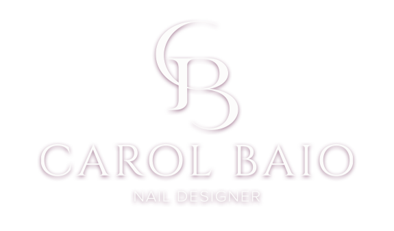 logo carol nails